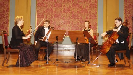006-2007KonzertimArtushofQuartett.jpg.medium.jpeg